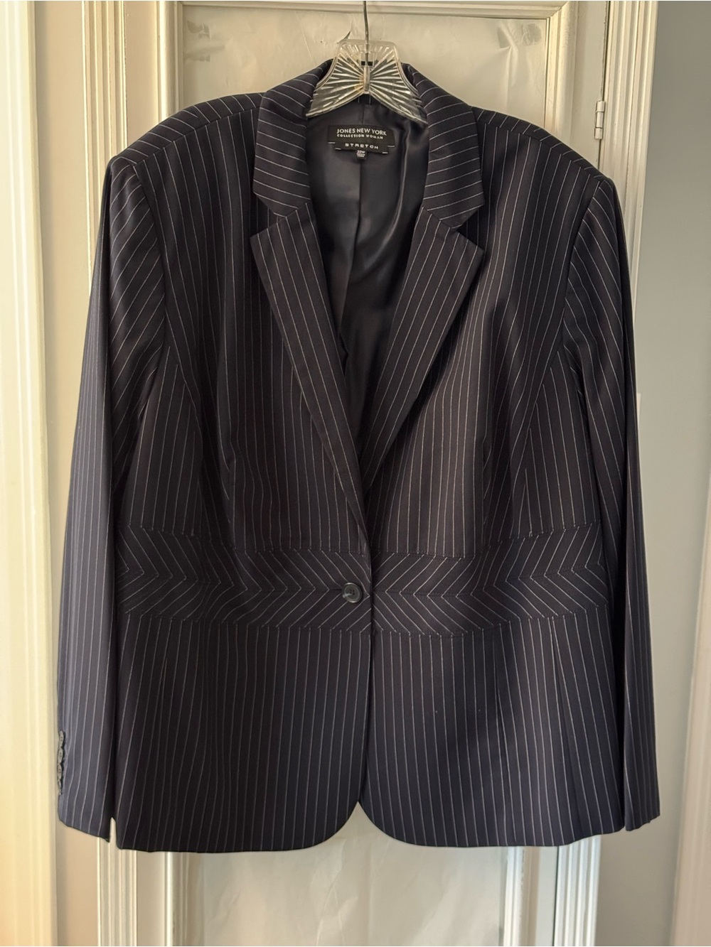 Jones New York Navy Pinstripe Stretch Single-Button Chevron Waist Blazer Sz 22W